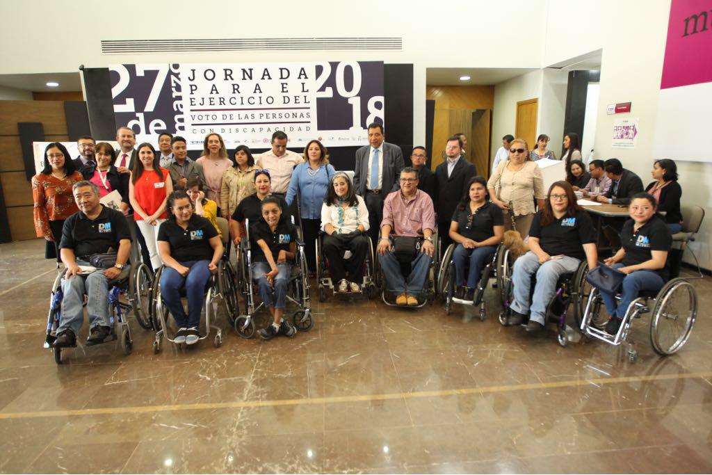 Imagen de los participantes en el evento